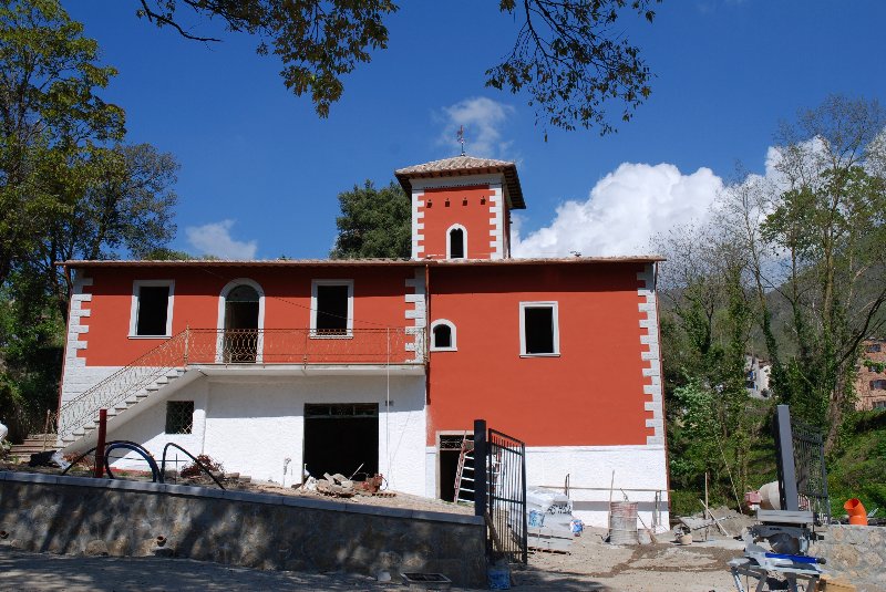 Amiata Immobiliare - Annuncio rif.AZ 11 - AGENZIA IMMOBILIARE AMIATA - Case in vendita sul Monte Amiata - Affitti - Ville casali appartamenti in affitto - appartamenti in vendita sull amiata - REAL ESTATE