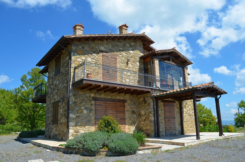 Amiata Immobiliare - Annuncio rif.AZ 151 - AGENZIA IMMOBILIARE AMIATA - Case in vendita sul Monte Amiata - Affitti - Ville casali appartamenti in affitto - appartamenti in vendita sull amiata - REAL ESTATE