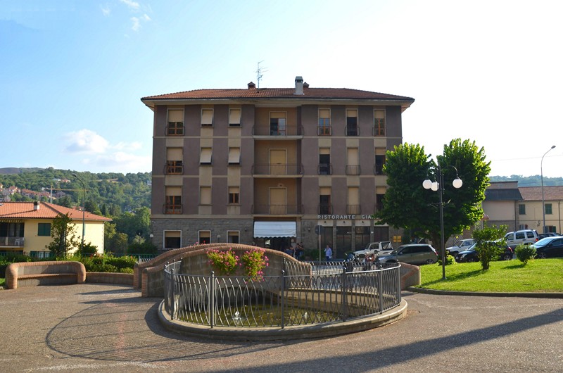 Amiata Immobiliare - Annuncio rif.A 90 - AGENZIA IMMOBILIARE AMIATA - Case in vendita sul Monte Amiata - Affitti - Ville casali appartamenti in affitto - appartamenti in vendita sull amiata - REAL ESTATE