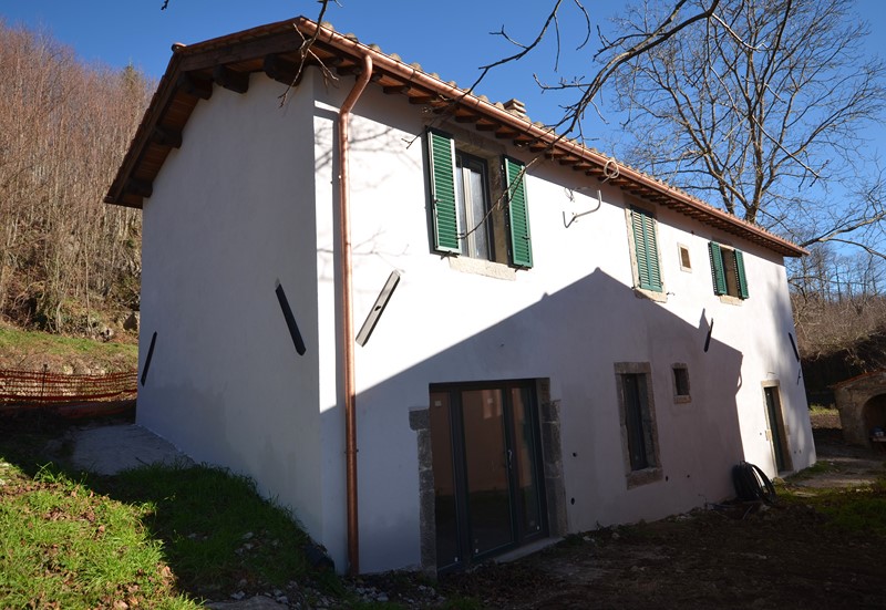 Amiata Immobiliare - Annuncio rif.AZ 240 - AGENZIA IMMOBILIARE AMIATA - Case in vendita sul Monte Amiata - Affitti - Ville casali appartamenti in affitto - appartamenti in vendita sull amiata - REAL ESTATE