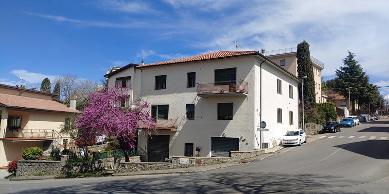 Amiata Immobiliare - Annuncio rif.C 87 - AGENZIA IMMOBILIARE AMIATA - Case in vendita sul Monte Amiata - Affitti - Ville casali appartamenti in affitto - appartamenti in vendita sull amiata - REAL ESTATE