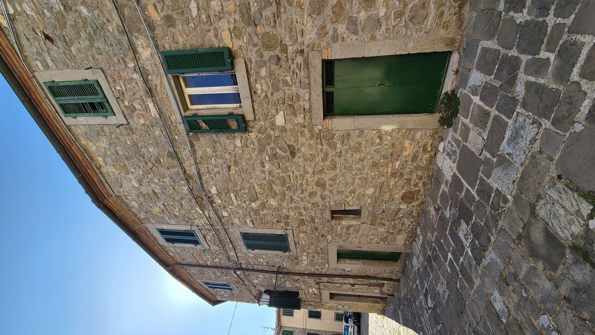 Amiata Immobiliare - Annuncio rif.C 48 - AGENZIA IMMOBILIARE AMIATA - Case in vendita sul Monte Amiata - Affitti - Ville casali appartamenti in affitto - appartamenti in vendita sull amiata - REAL ESTATE