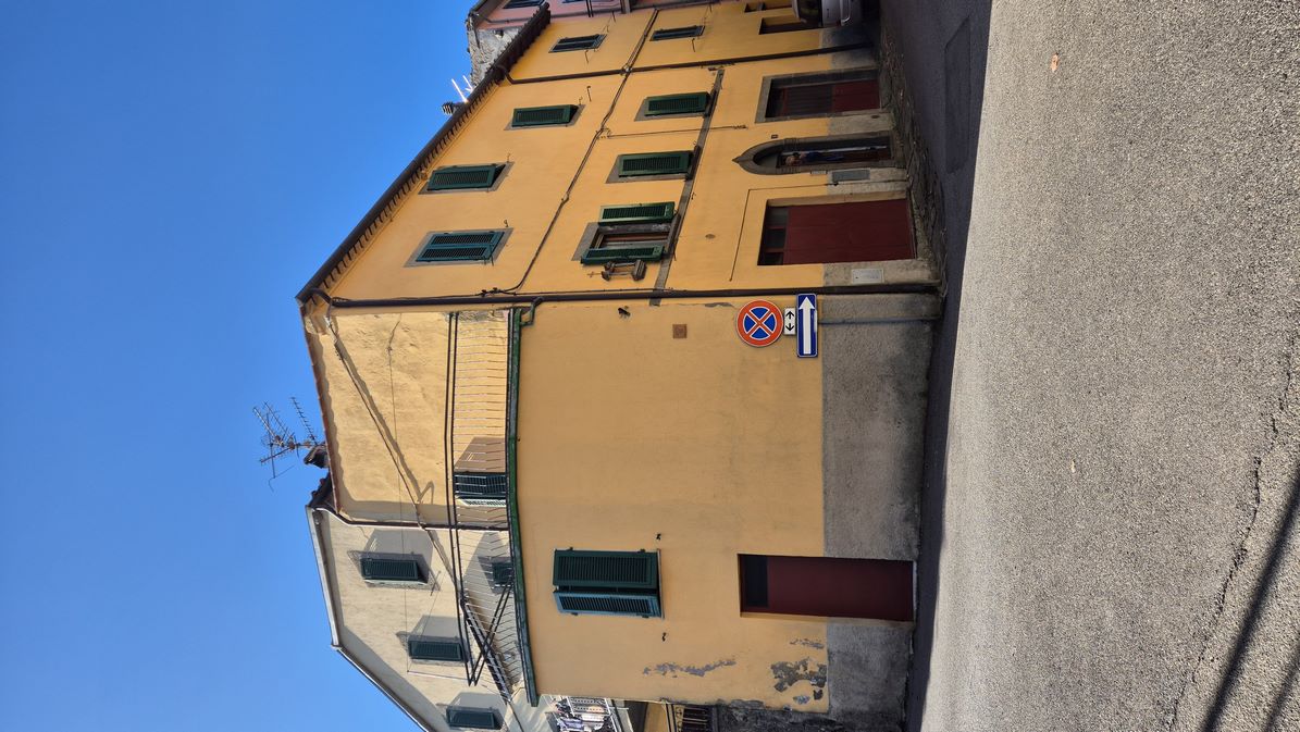 Amiata Immobiliare - Annuncio rif.C 36 - AGENZIA IMMOBILIARE AMIATA - Case in vendita sul Monte Amiata - Affitti - Ville casali appartamenti in affitto - appartamenti in vendita sull amiata - REAL ESTATE