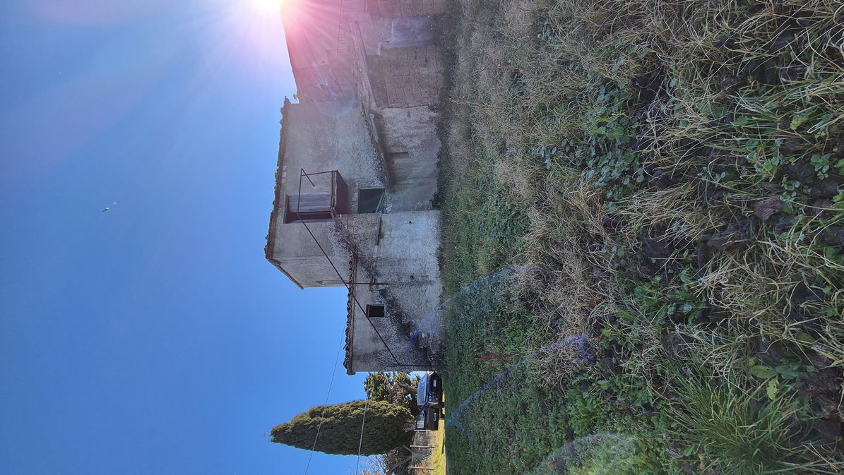 Amiata Immobiliare - Annuncio rif.SE 5 - AGENZIA IMMOBILIARE AMIATA - Case in vendita sul Monte Amiata - Affitti - Ville casali appartamenti in affitto - appartamenti in vendita sull amiata - REAL ESTATE