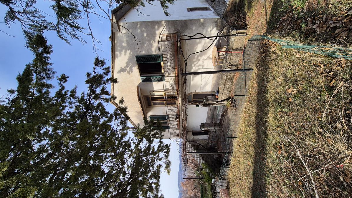 Amiata Immobiliare - Annuncio rif.C 22 - AGENZIA IMMOBILIARE AMIATA - Case in vendita sul Monte Amiata - Affitti - Ville casali appartamenti in affitto - appartamenti in vendita sull amiata - REAL ESTATE