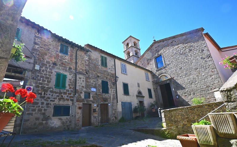 Amiata Immobiliare - Annuncio rif.A 135 - AGENZIA IMMOBILIARE AMIATA - Case in vendita sul Monte Amiata - Affitti - Ville casali appartamenti in affitto - appartamenti in vendita sull amiata - REAL ESTATE