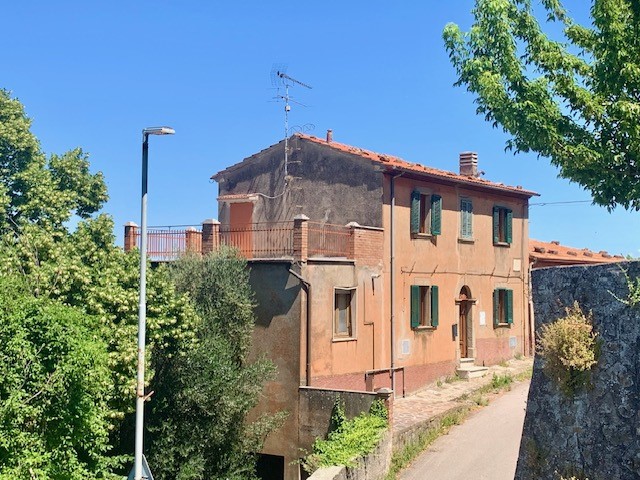 Amiata Immobiliare - Annuncio rif.C 163 - AGENZIA IMMOBILIARE AMIATA - Case in vendita sul Monte Amiata - Affitti - Ville casali appartamenti in affitto - appartamenti in vendita sull amiata - REAL ESTATE