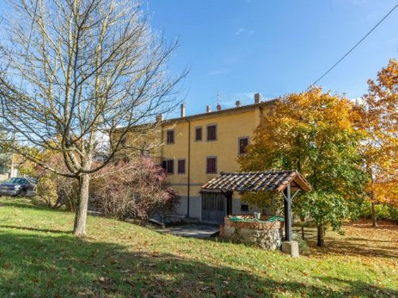 Amiata Immobiliare - Annuncio rif.SA 39 - AGENZIA IMMOBILIARE AMIATA - Case in vendita sul Monte Amiata - Affitti - Ville casali appartamenti in affitto - appartamenti in vendita sull amiata - REAL ESTATE
