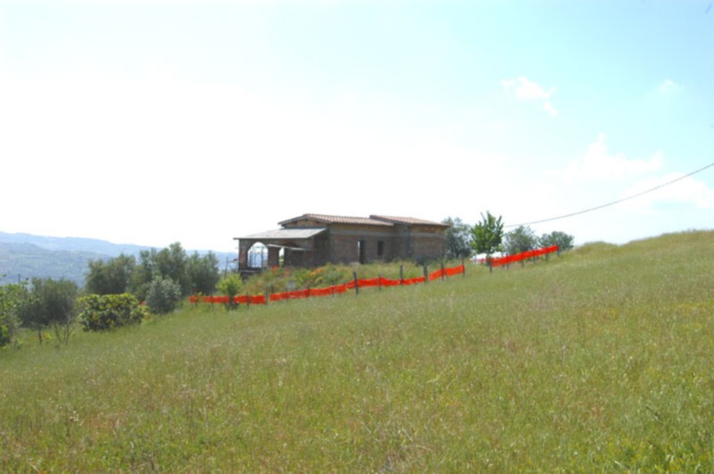 Amiata Immobiliare - Annuncio rif.AZ 13 - AGENZIA IMMOBILIARE AMIATA - Case in vendita sul Monte Amiata - Affitti - Ville casali appartamenti in affitto - appartamenti in vendita sull amiata - REAL ESTATE