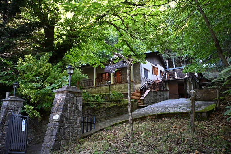 Amiata Immobiliare - Annuncio rif.A 306 - AGENZIA IMMOBILIARE AMIATA - Case in vendita sul Monte Amiata - Affitti - Ville casali appartamenti in affitto - appartamenti in vendita sull amiata - REAL ESTATE